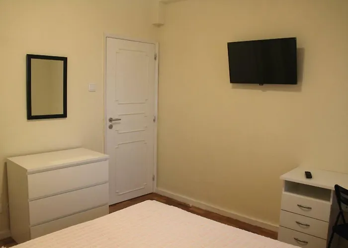 Pensión Microrent *